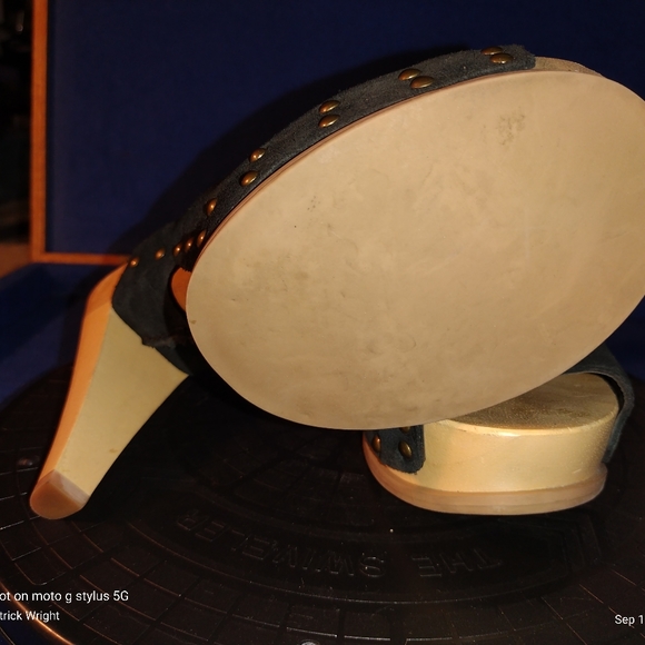 Steve Madden Barc Black Suede Leather Open Toe 5" High Wooden Clog Heels-Sz. 10B - Picture 10 of 10